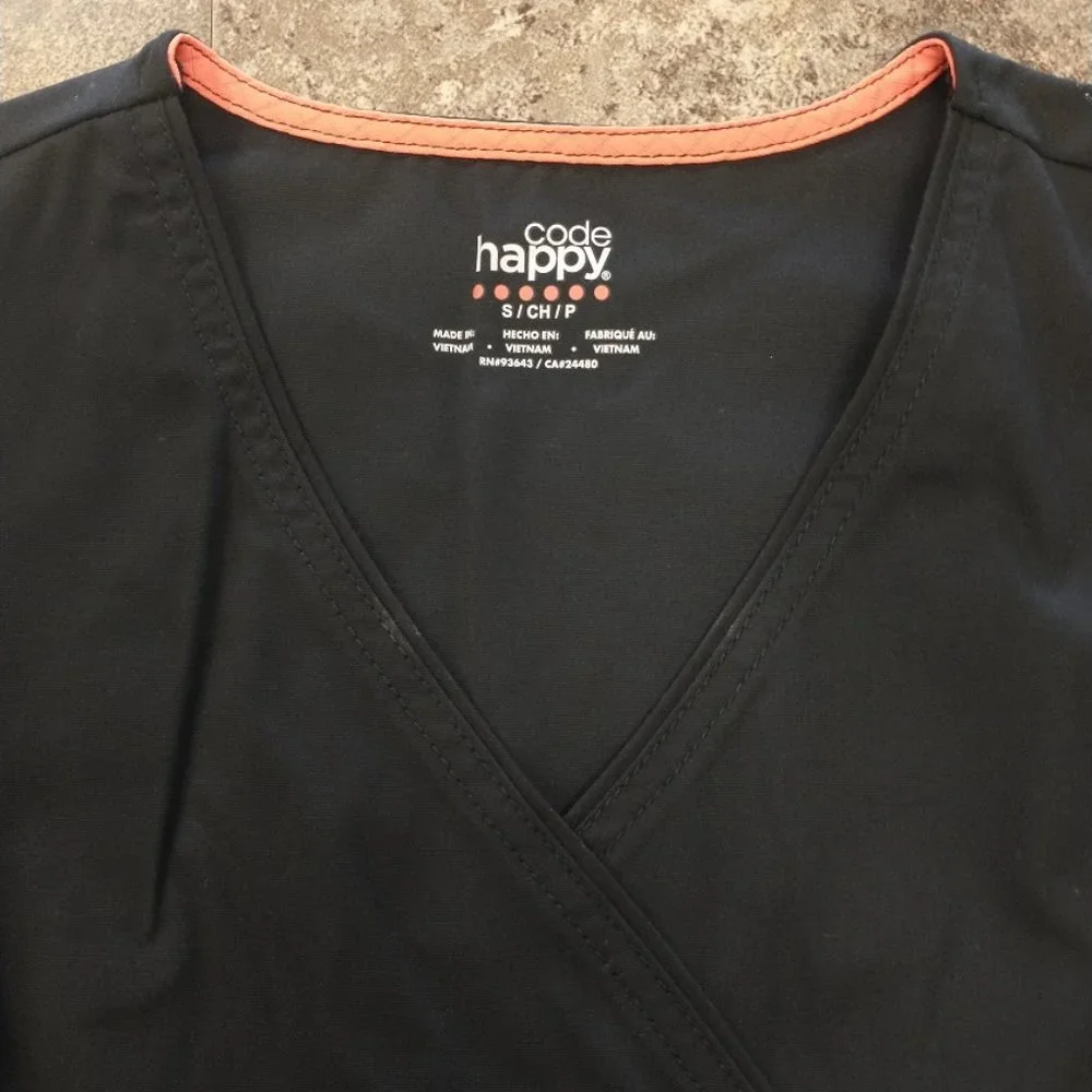Code Happy Scrub Top! - Picture 4 of 5